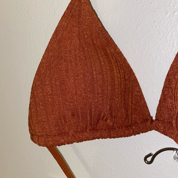 Bikini - Picture 5 of 5